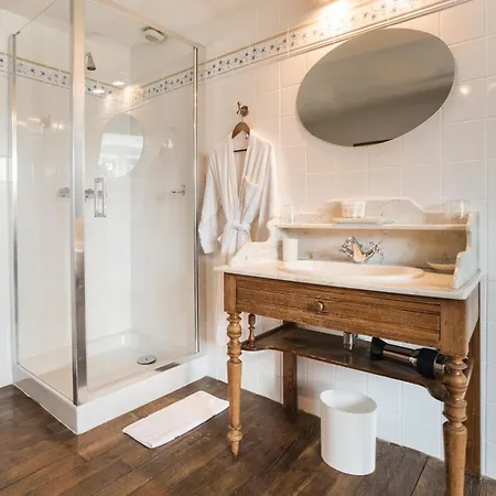 Bed and Breakfast Chateau De Bouceel - Mont Saint Michel 5*