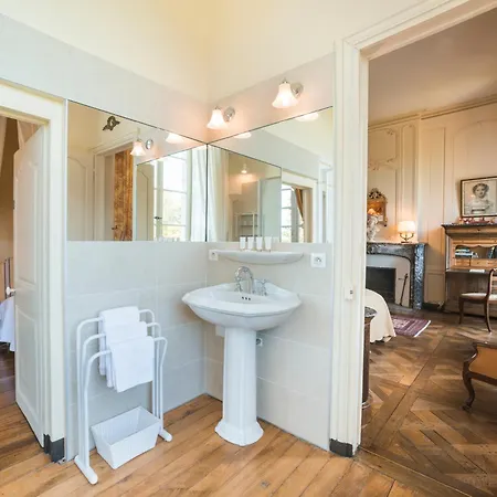 Chateau De Bouceel - Mont Saint Michel Bed and Breakfast