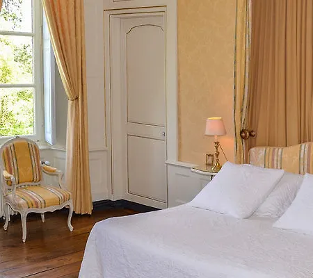 Chateau De Bouceel - Mont Saint Michel Bed and Breakfast 5*