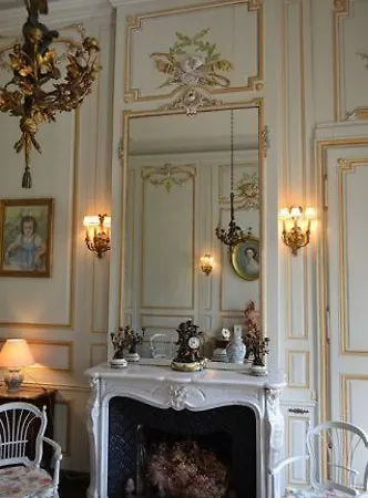 Chateau De Bouceel - Mont Saint Michel Bed and Breakfast